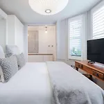The Portobello Star - By Out Of Office Lifestyle