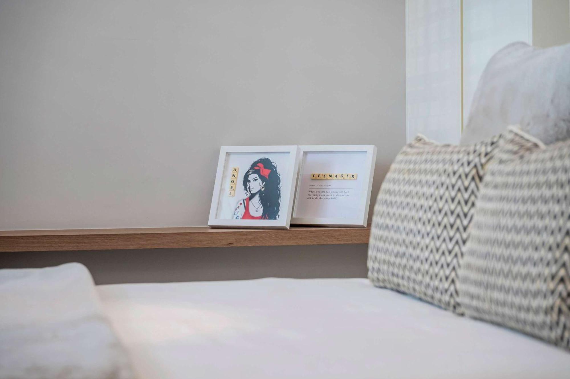 The Portobello Star - By Out Of Office Lifestyle * Londra